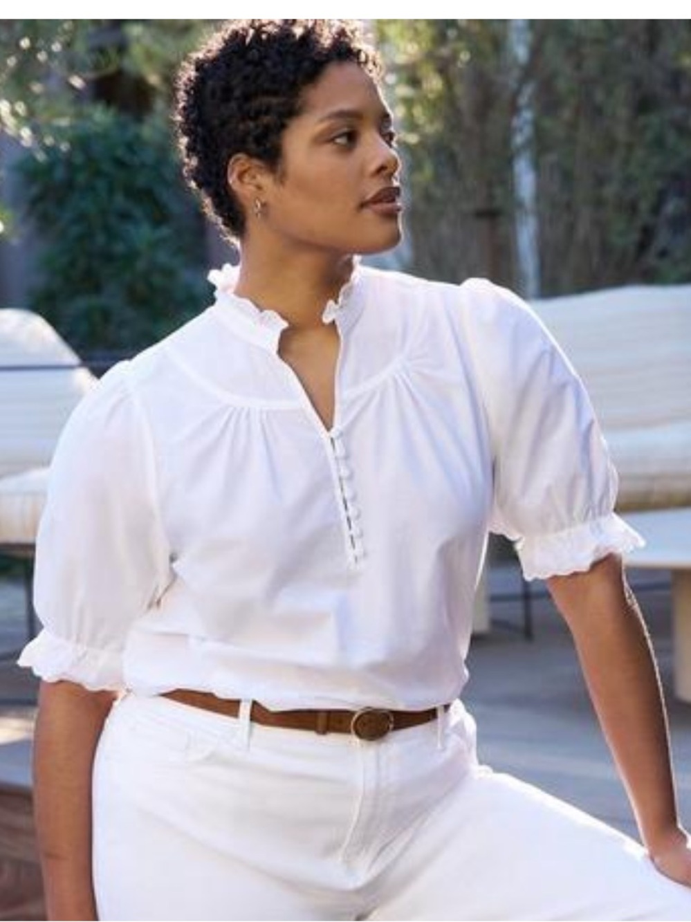 NWT Torrid Belle Isle Size 00 Ruffle Neck Puff Sleeve Top